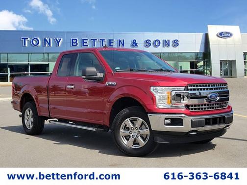 RUBY RED METALLIC TINTED CC 2019 Ford F-150 XLT