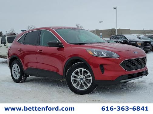 2022 Ford Escape SE