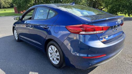 Lakeside Blue 2017 Hyundai ELANTRA SE