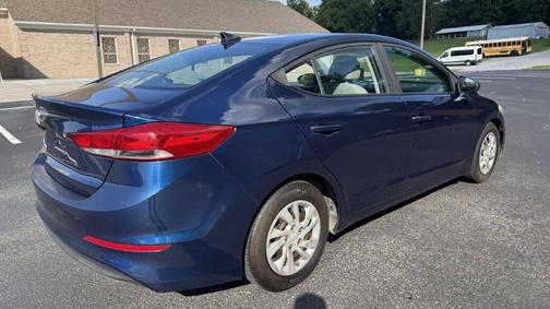 Lakeside Blue 2017 Hyundai ELANTRA SE