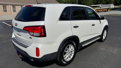 Snow White Pearl 2014 Kia Sorento LX