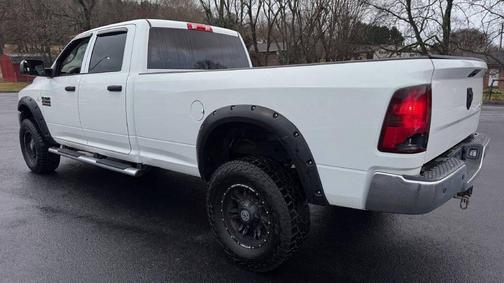 2017 RAM 2500 Tradesman Crew Cab 4x4 8' Box