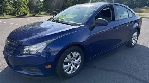 BLUE 2013 Chevrolet Cruze LS