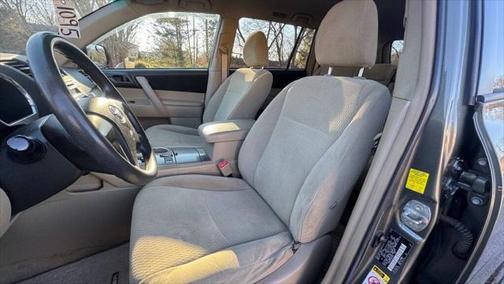 2010 Toyota Highlander SE