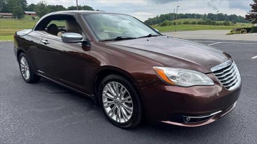 2012 Chrysler 200 Limited