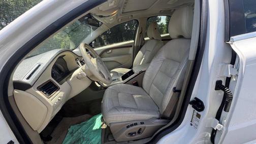Ice White 2008 Volvo S80 3.2