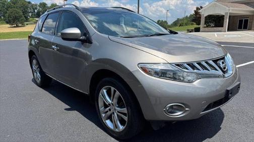 2010 Nissan Murano LE