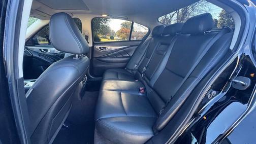 2015 INFINITI Q50 Premium
