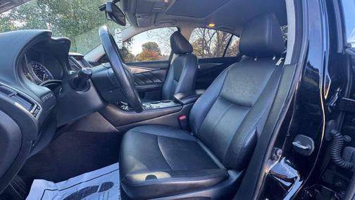 2015 INFINITI Q50 Premium
