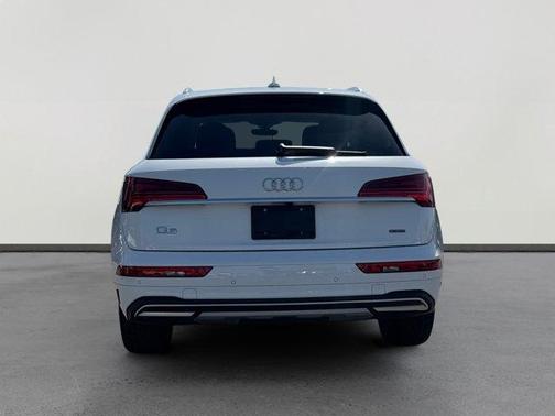 2021 Audi Q5 40 Premium Plus