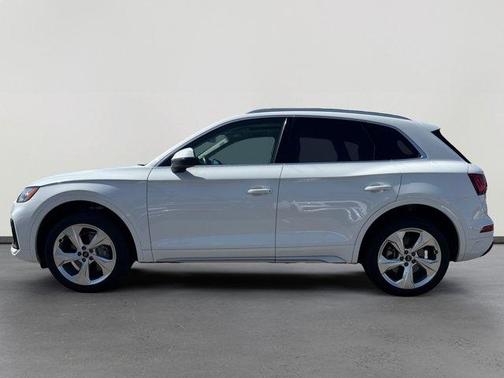 2021 Audi Q5 40 Premium Plus