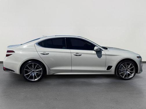 2026 Genesis G70 2.5T Prestige