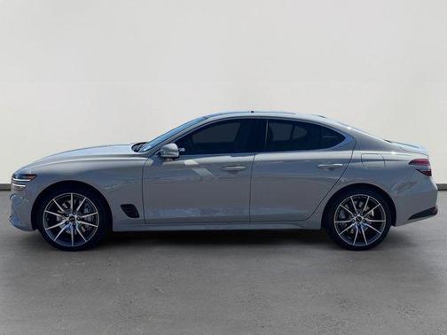 2026 Genesis G70 2.5T Prestige