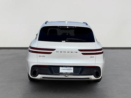 2025 Genesis GV70 2.5T