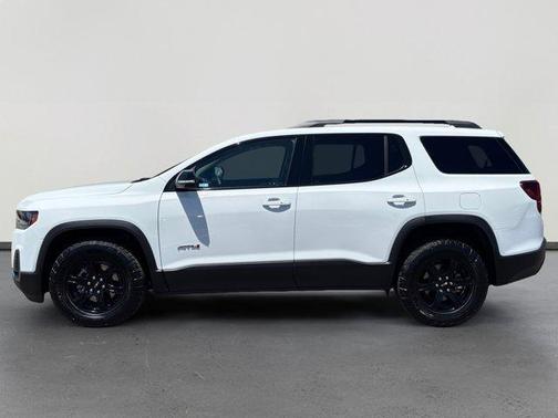 Summit White 2023 GMC Acadia AT4