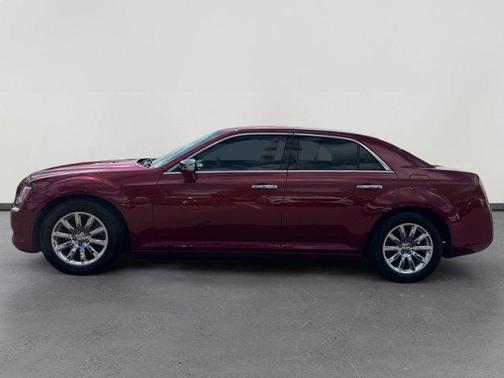 2013 Chrysler 300C Base