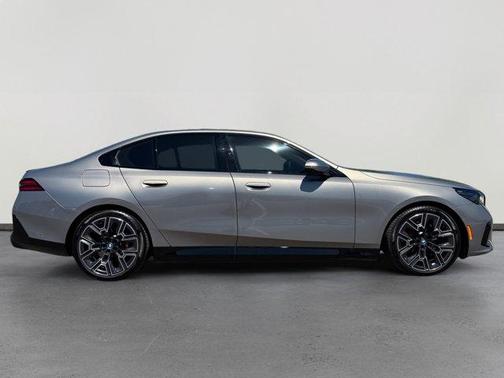 Gray Metallic 2025 BMW i5 eDrive40