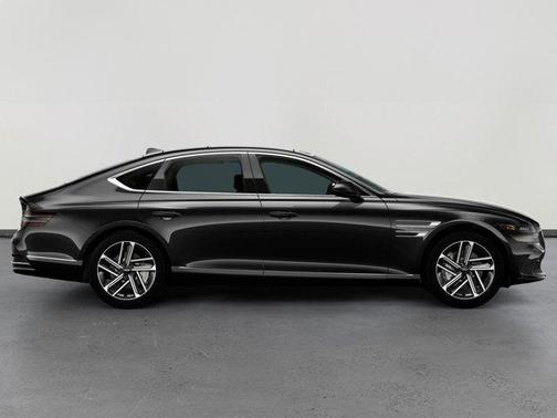 2025 Genesis G80 2.5T Advanced