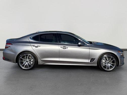 2026 Genesis G70 2.5T Prestige
