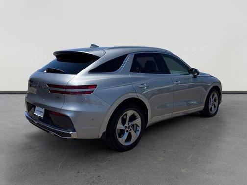 Savile Silver 2026 Genesis GV70 2.5T Advanced