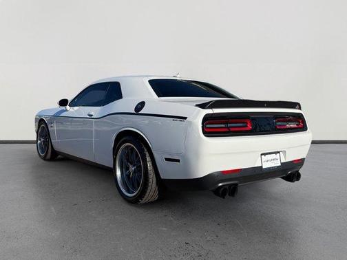 2018 Dodge Challenger 392 Hemi Scat Pack Shaker