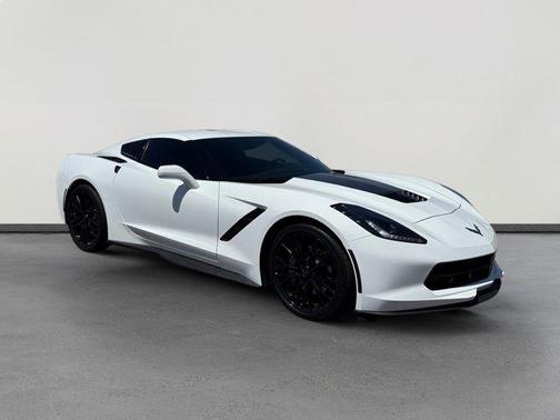 Arctic White 2019 Chevrolet Corvette Stingray