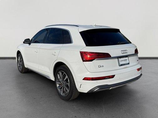 2021 Audi Q5 40 Premium Plus