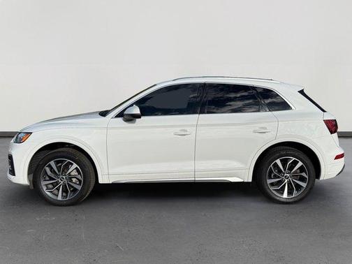 2021 Audi Q5 40 Premium Plus