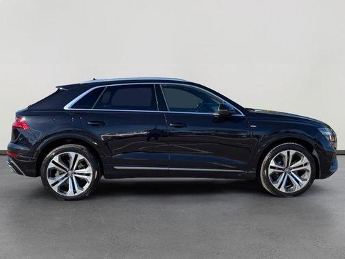 2020 Audi Q8 55 Prestige