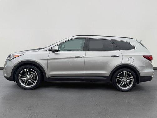 2017 Hyundai SANTA FE SE Ultimate