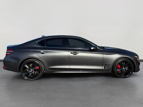 2022 Genesis G70 3.3T