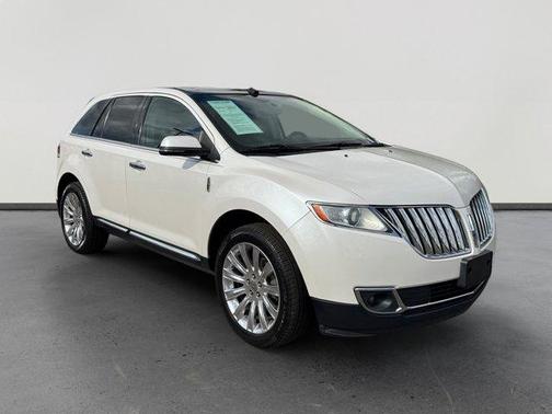2014 Lincoln MKX Base