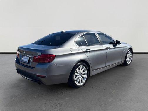 Space Gray Metallic 2016 BMW 535 i