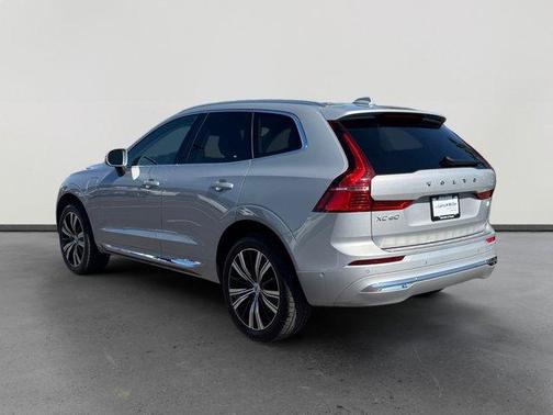 2022 Volvo XC60 Recharge Plug-In Hybrid T8 Inscription Extended Range