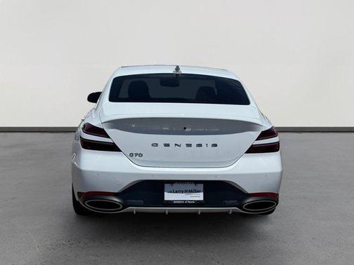2025 Genesis G70 2.5T