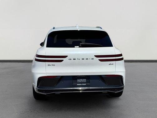 Uyuni White 2026 Genesis GV70 2.5T