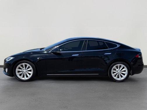 Black 2018 Tesla Model S 75D