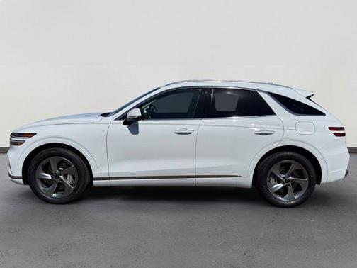 Alta White 2026 Genesis GV70 2.5T
