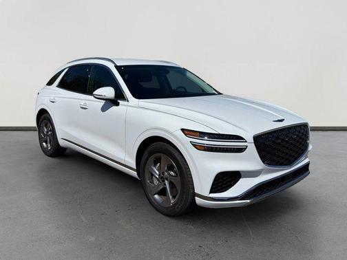 Alta White 2026 Genesis GV70 2.5T