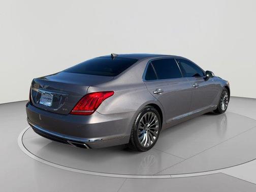 San Simeon Gray 2018 Genesis G90 3.3T Premium