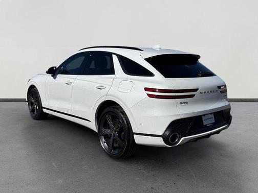 Uyuni White 2025 Genesis GV70 3.5T Sport