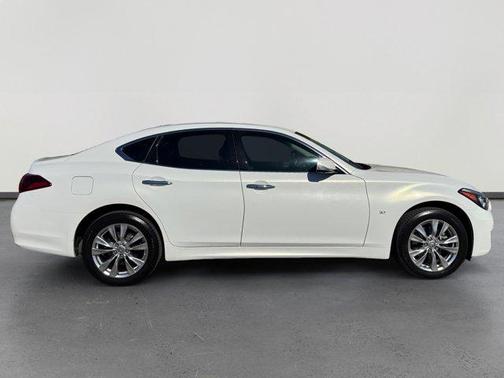 2015 INFINITI Q70 3.7X