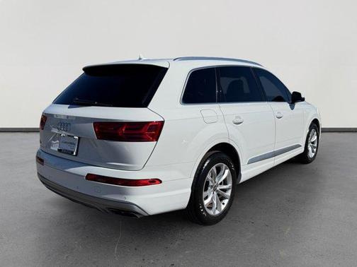 2019 Audi Q7 55 Premium