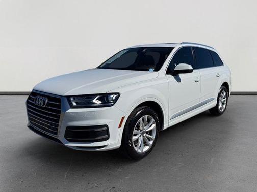 2019 Audi Q7 55 Premium