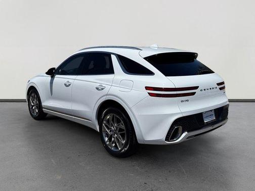 Alta White 2025 Genesis GV70 2.5T