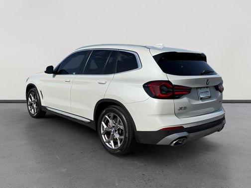 Mineral White Metallic 2022 BMW X3 sDrive30i
