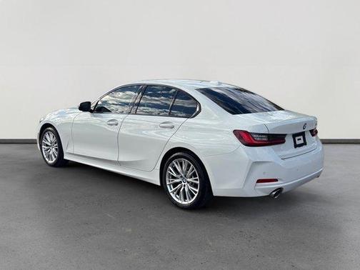 2023 BMW 330 i