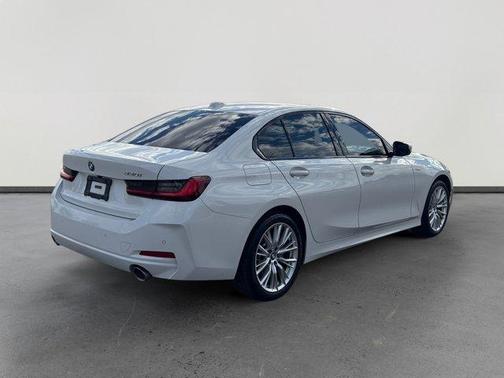 2023 BMW 330 i