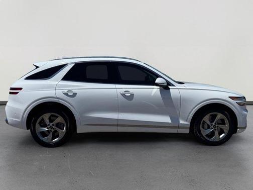 Alta White 2026 Genesis GV70 2.5T Advanced