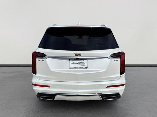 2024 Cadillac XT6 Premium Luxury FWD